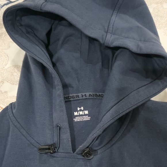 Under Armour Other - Under Armour Dark Blue Pullover
